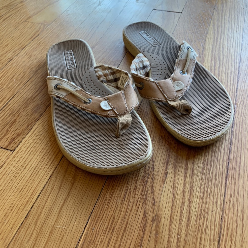 Sperry Flip flops